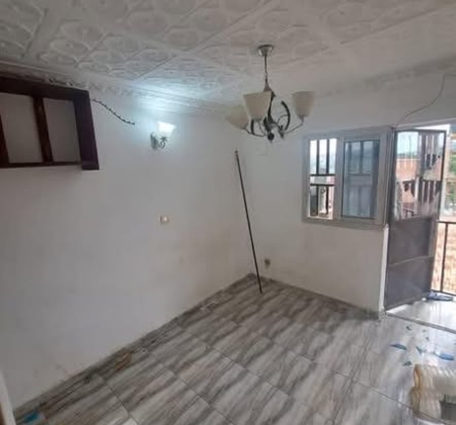 Chambre moderne à Nkoabang Fokou
