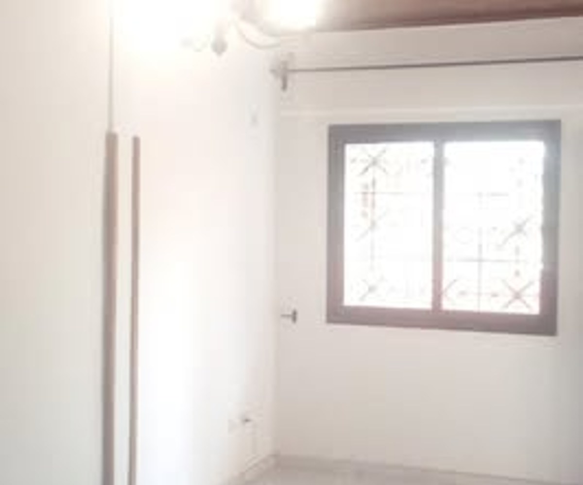 Studio moderne à Essos - 100 000 F CFA/mois