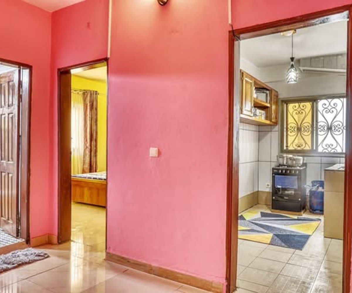 Studio meublé haut standing – Logpom, Douala