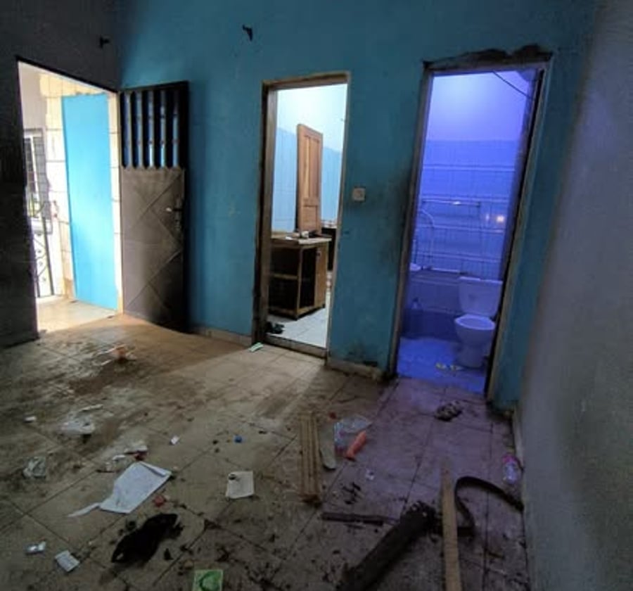 Chambre moderne 3 pièces - Ndogbong - 35 000 FCFA/mois