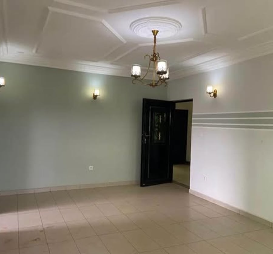 Studio Moderne à louer à Mimboman (Yaoundé)