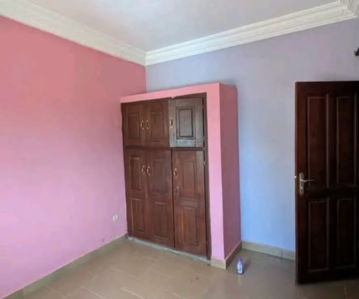 Studio VIP à Mimboman Maetur