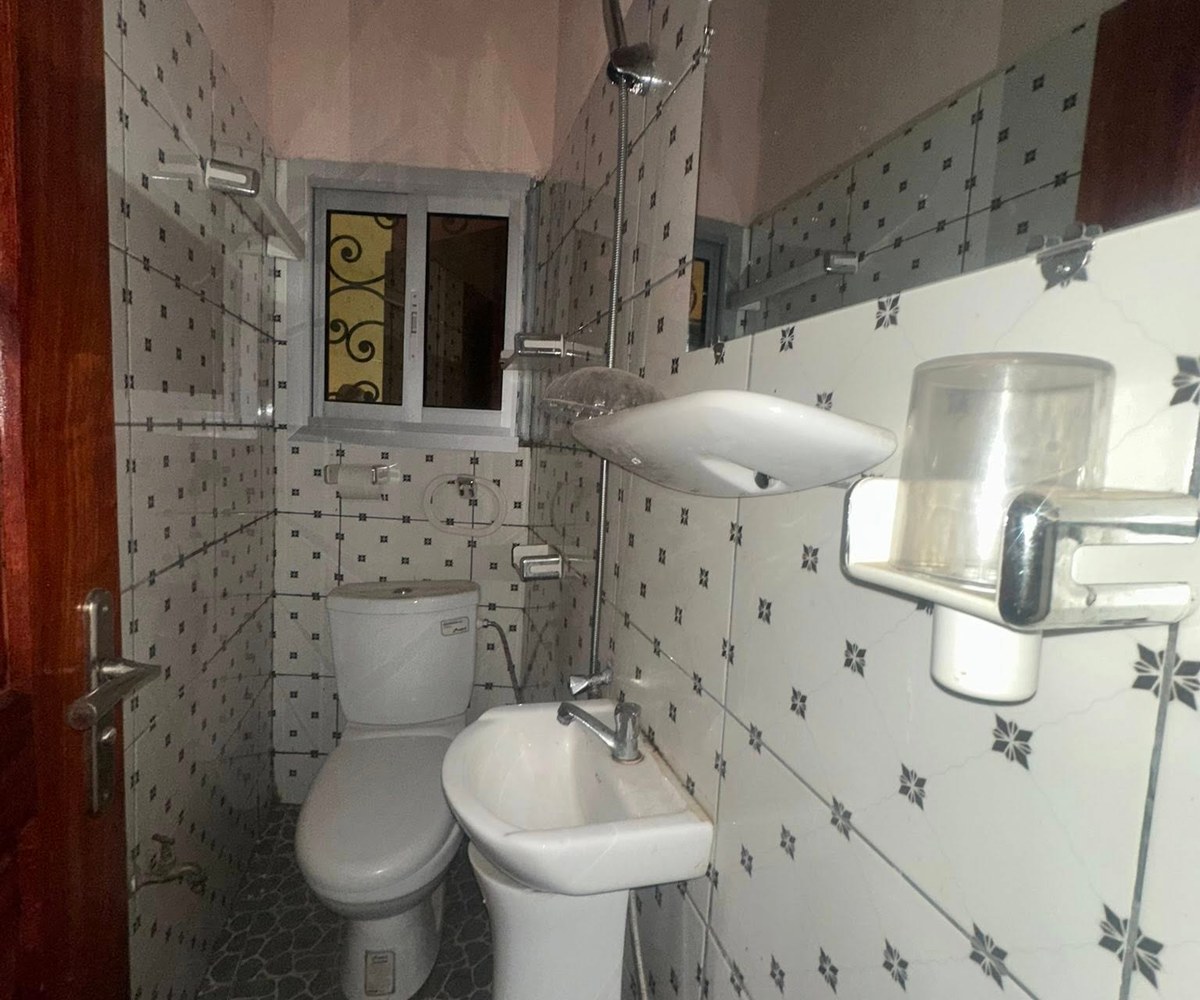 Chambre moderne à PK 17 – Douala