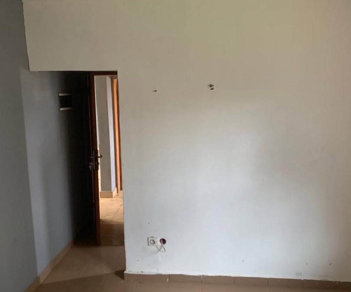 Vaste appartement à louer à Fourgerol