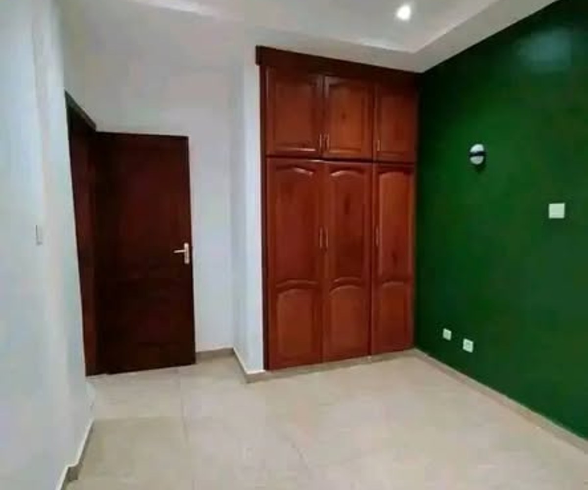 Appartement moderne 3 chambres - Efoulan Yaoundé