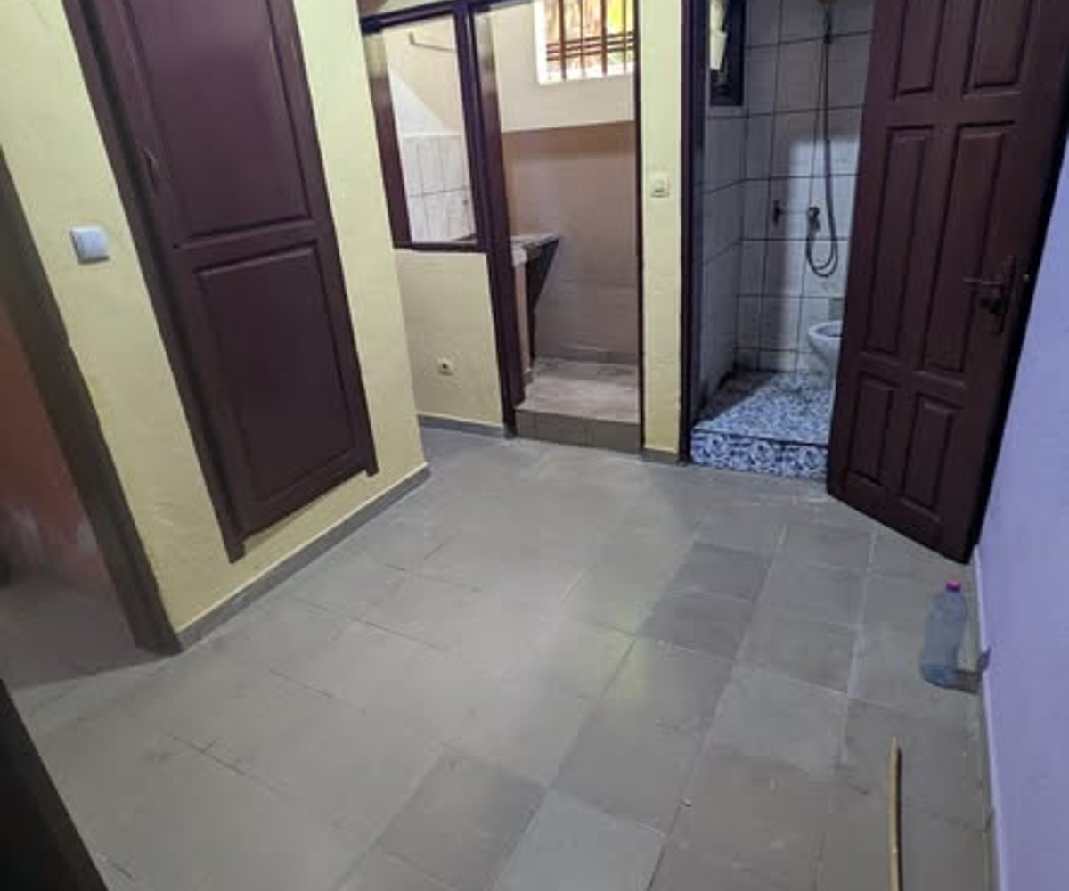 Chambres modernes à Ndogbong