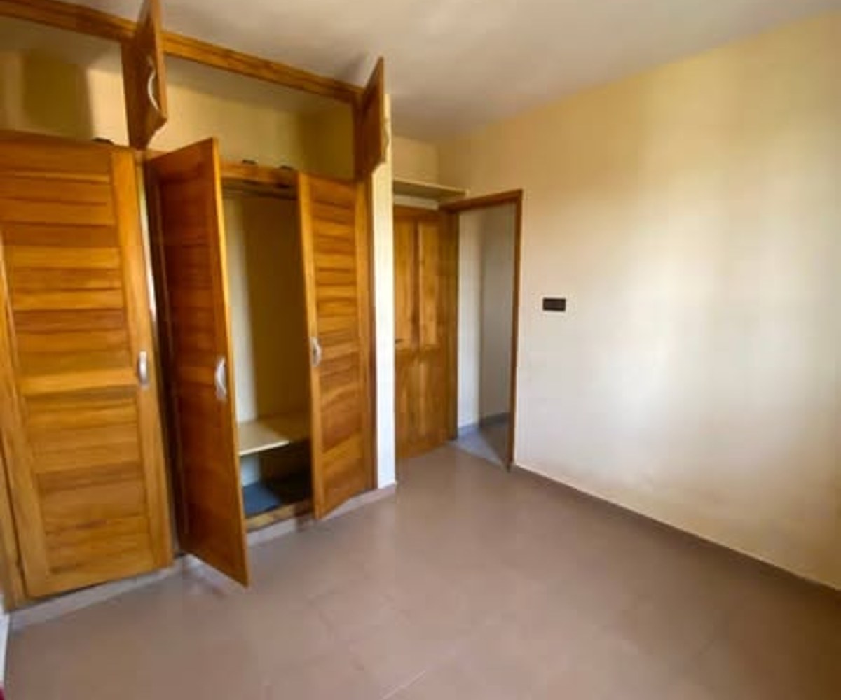 Studio moderne à louer à Beedi