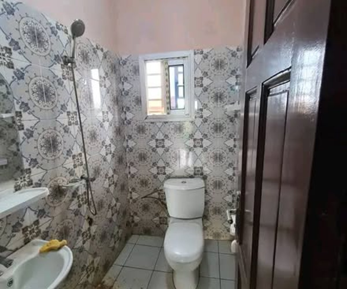 Studio moderne à Nkoabang