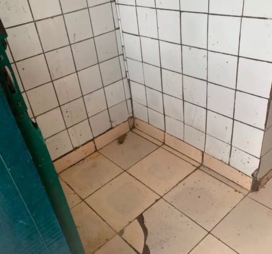 Chambre moderne à Nyalla - 25 000 XAF/mois