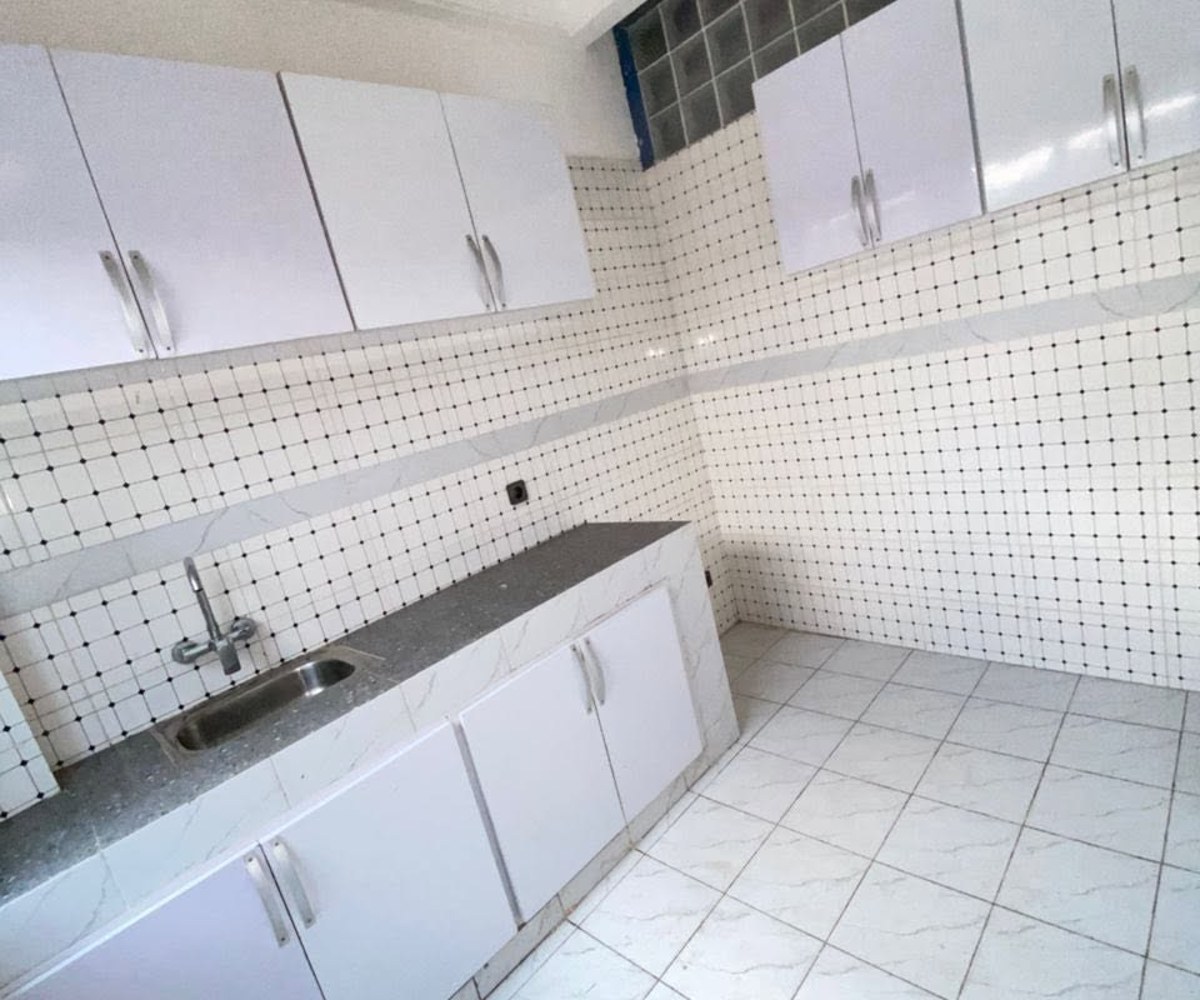 Superbe appartement moderne à louer à Efoulan