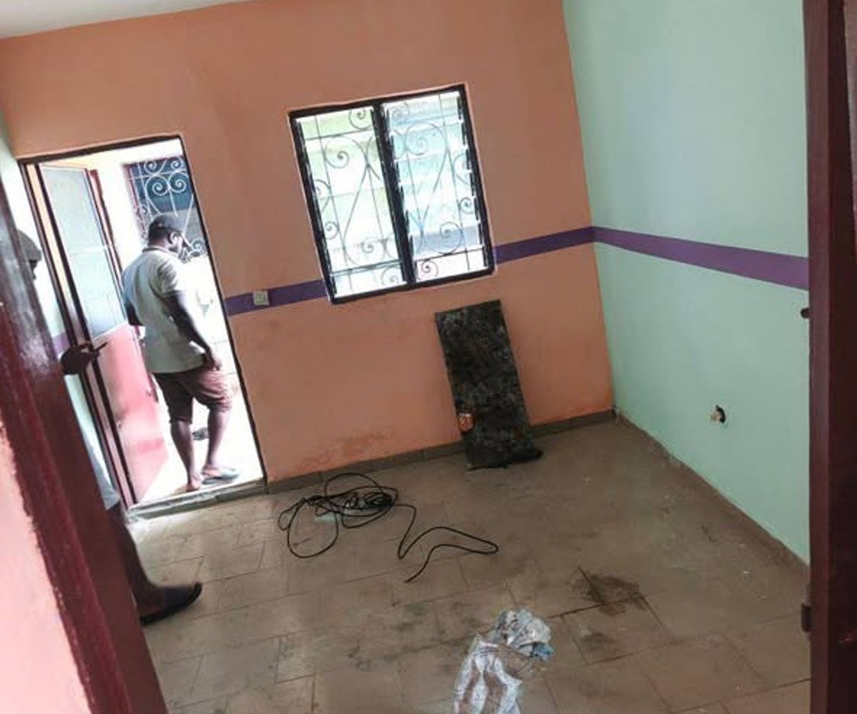 Studio à louer PK 10, Douala - 40 000 XAF/mois