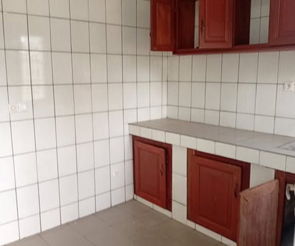 Appartement à louer à Biteng, Yaoundé - 2 chambres
