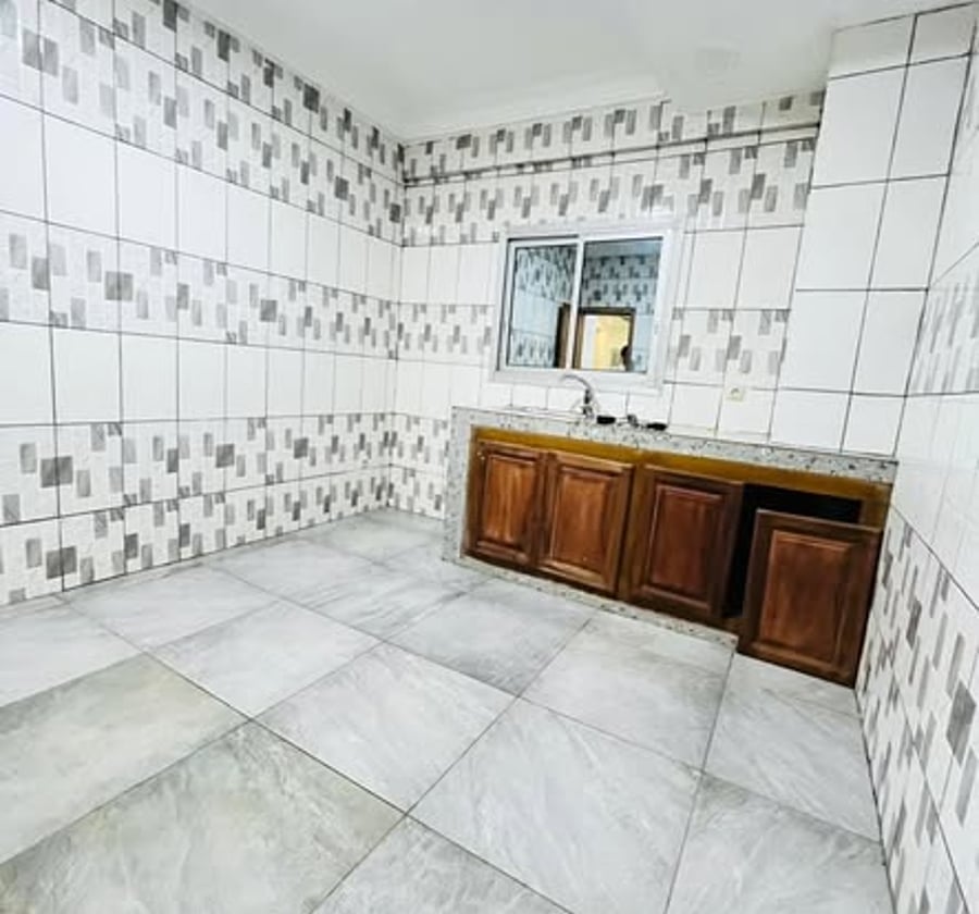 Appartement haut standing 2 chambres 3 douches - Nsam Efoulan