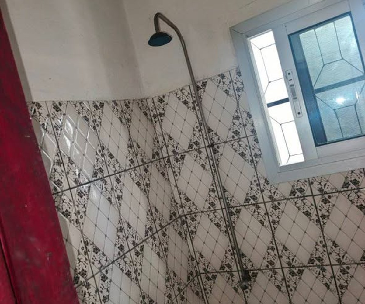 Studio moderne à louer - PK 10, Douala