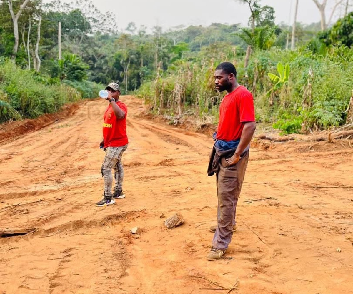 Terrain titré 1000 m² à vendre – Makepe Maturité, Douala