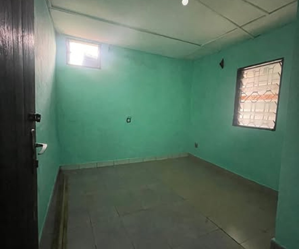 Studio moderne à louer à Ndogbong