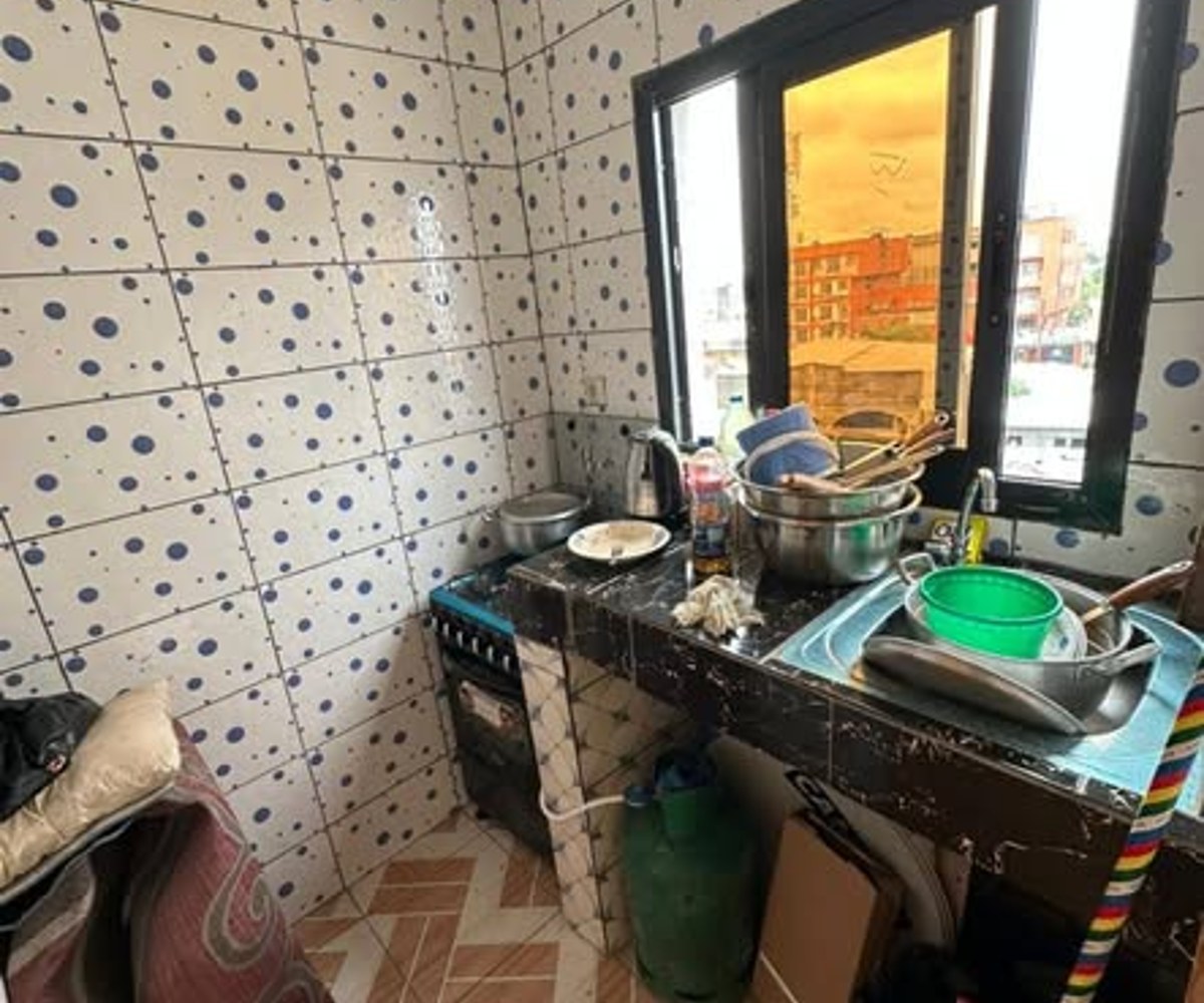 Vaste chambre moderne à louer - Makepe Missoke, Douala