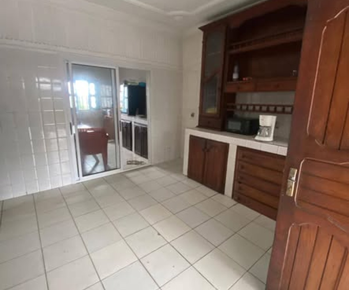 Duplex 5 chambres à louer à Ndogbong
