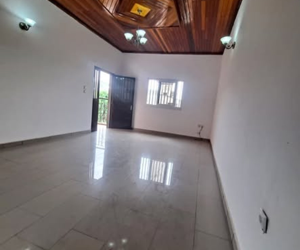 Appartement 2 chambres à Ngousso - 100 000 FCFA/mois