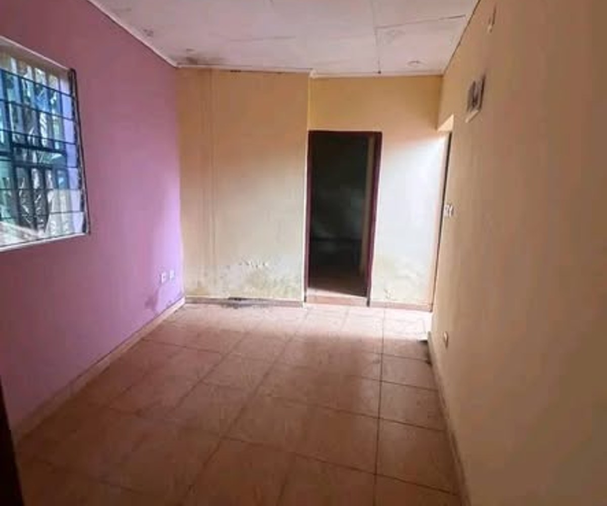 Studio moderne à louer à Ngousso