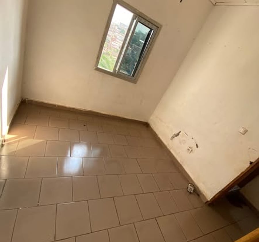 Appartement 2 chambres - Nkolmesseng