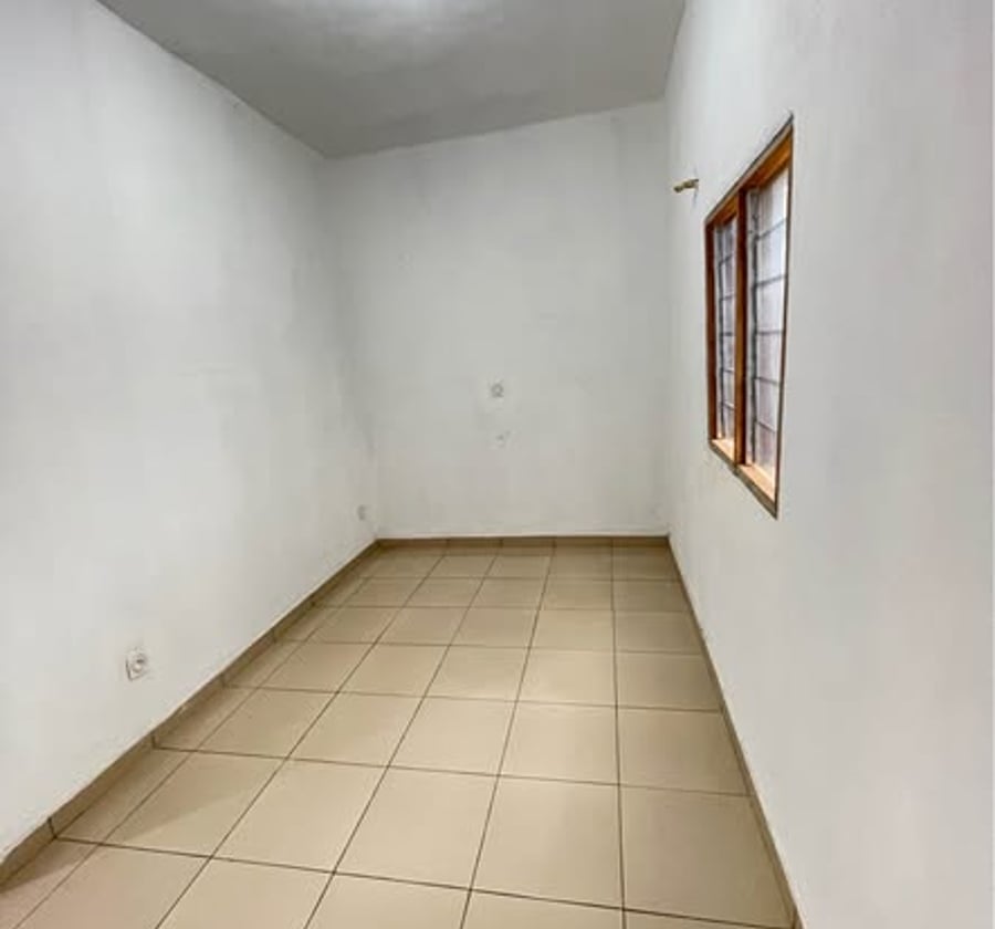 Studio moderne à Etoug-Ebe