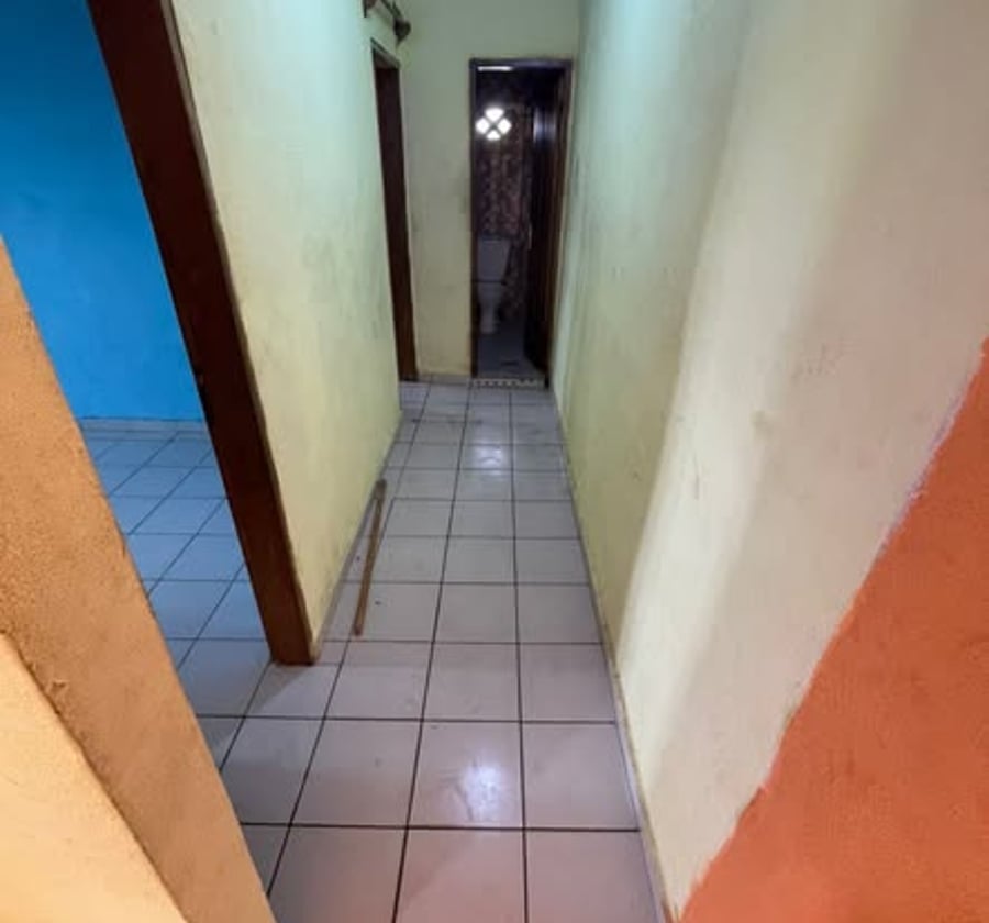 Appartement à louer à Tradex Village, Douala