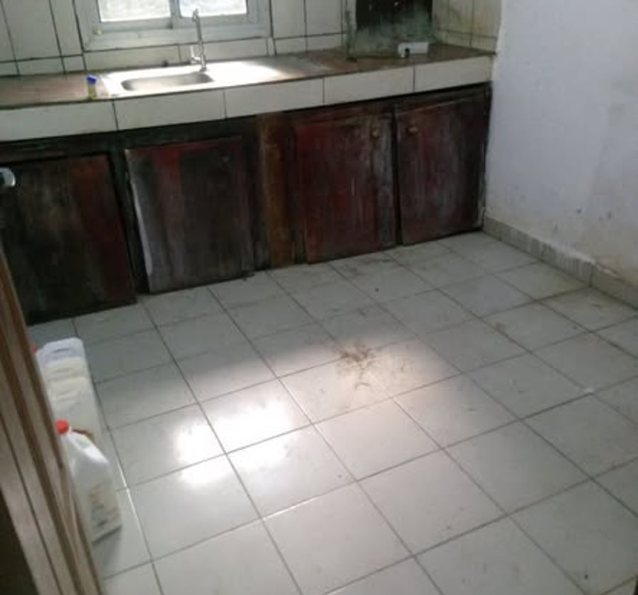 Studio moderne à louer à Kotto