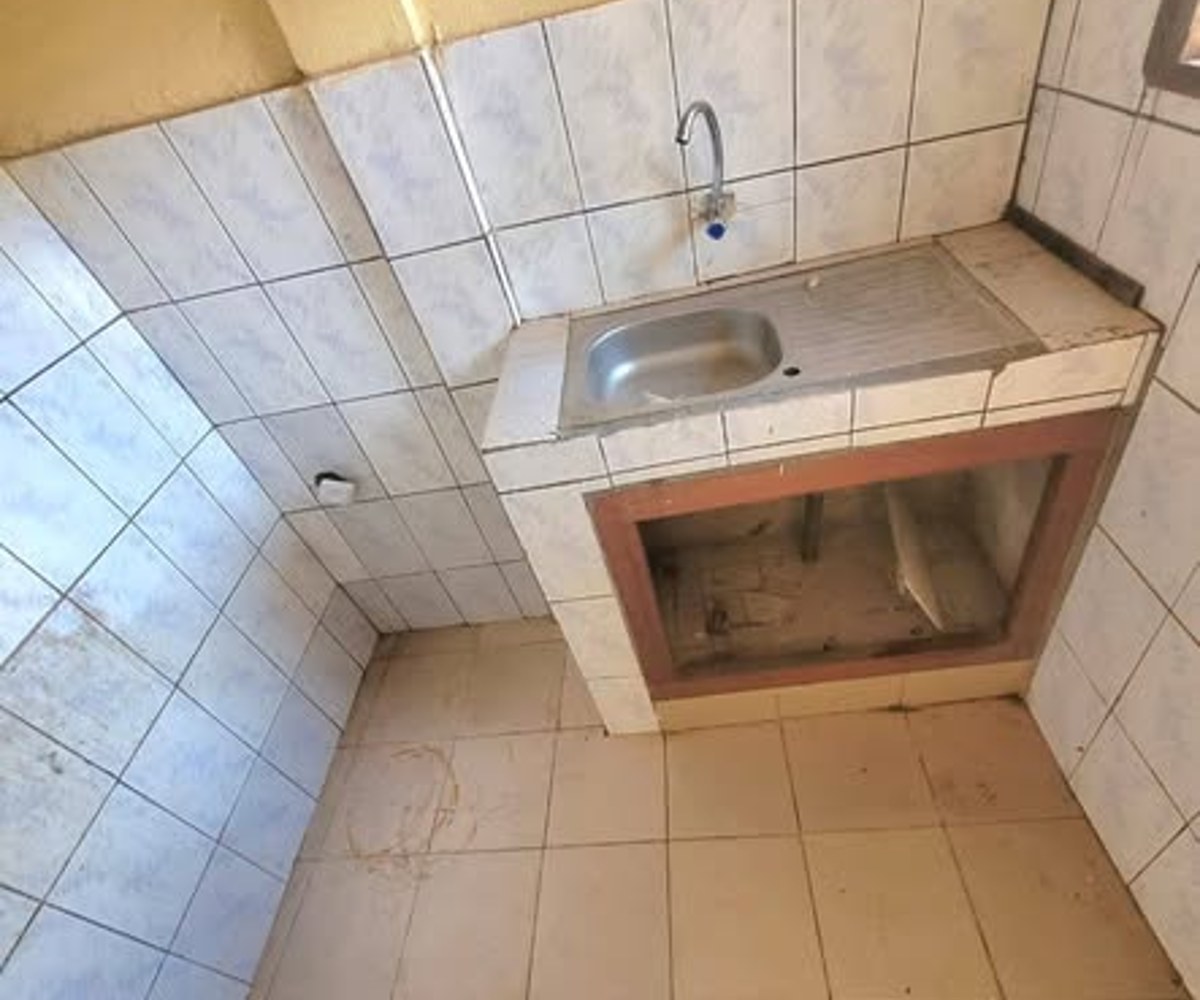Yaoundé Étoudi - 2 Chambres à louer 70 000 F/mois