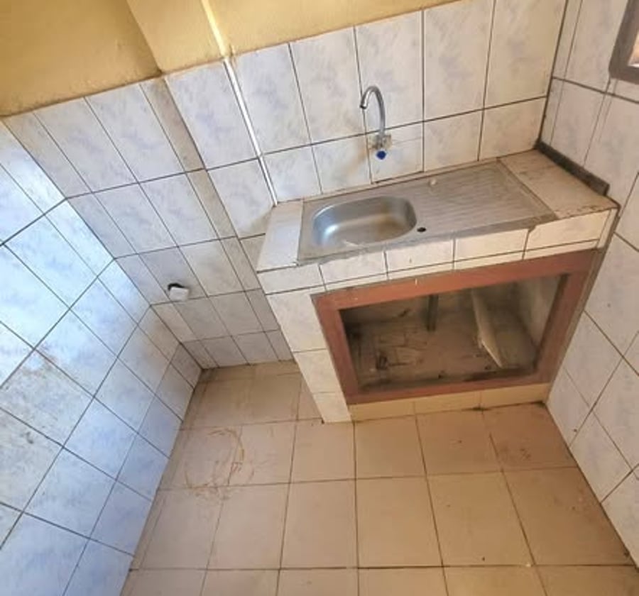 Yaoundé Étoudi - 2 Chambres à louer 70 000 F/mois