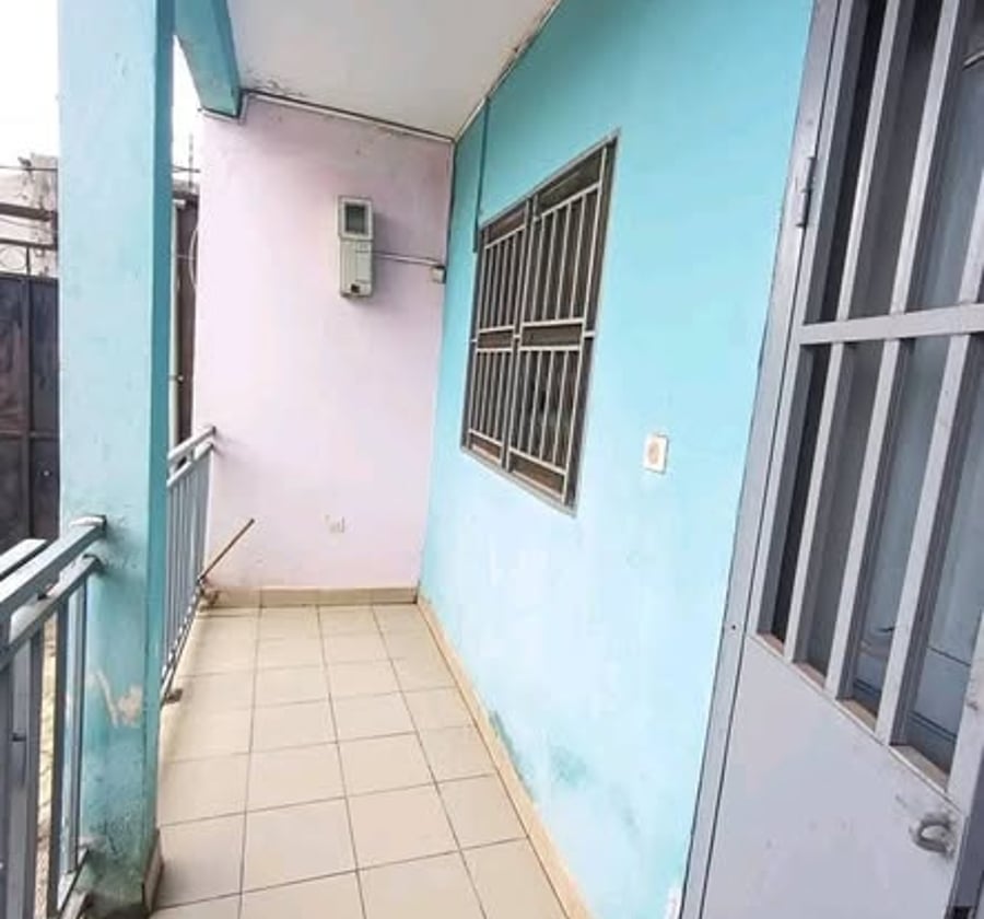 Studio moderne à louer - Biyem-Assi, Yaoundé