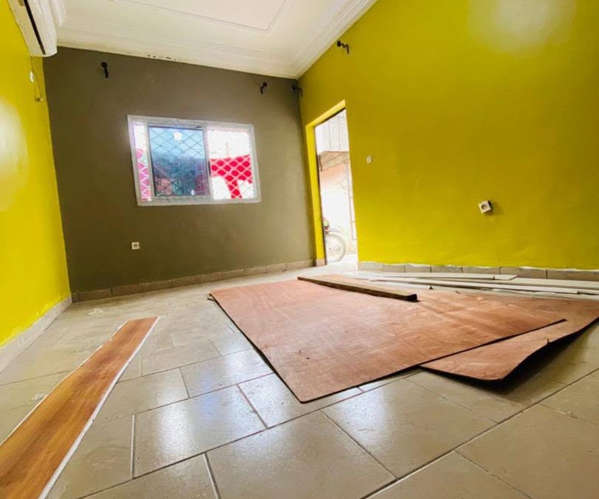 Studio moderne à louer - Bonamoussadi, Douala