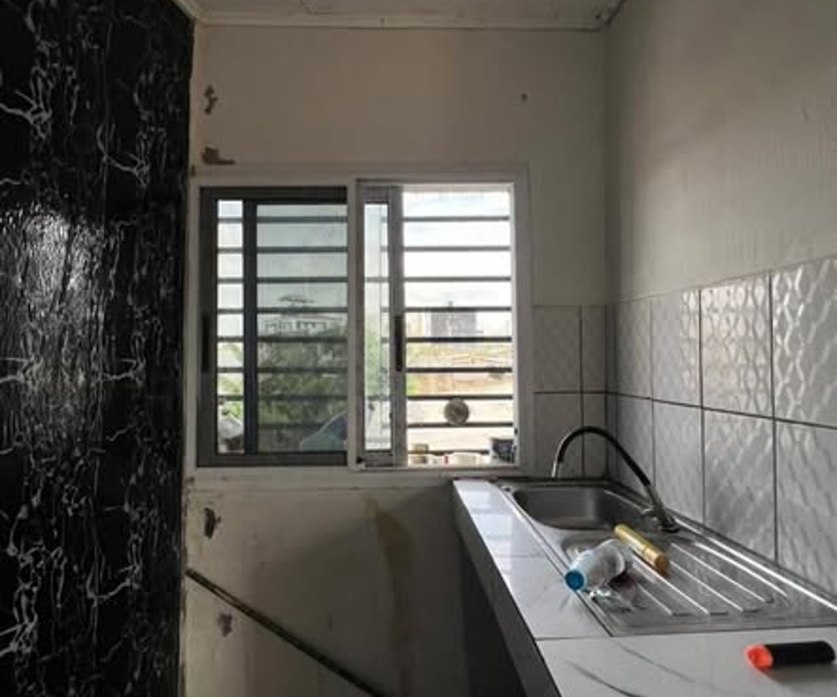 Chambre moderne à louer - Ange Raphaël, Douala
