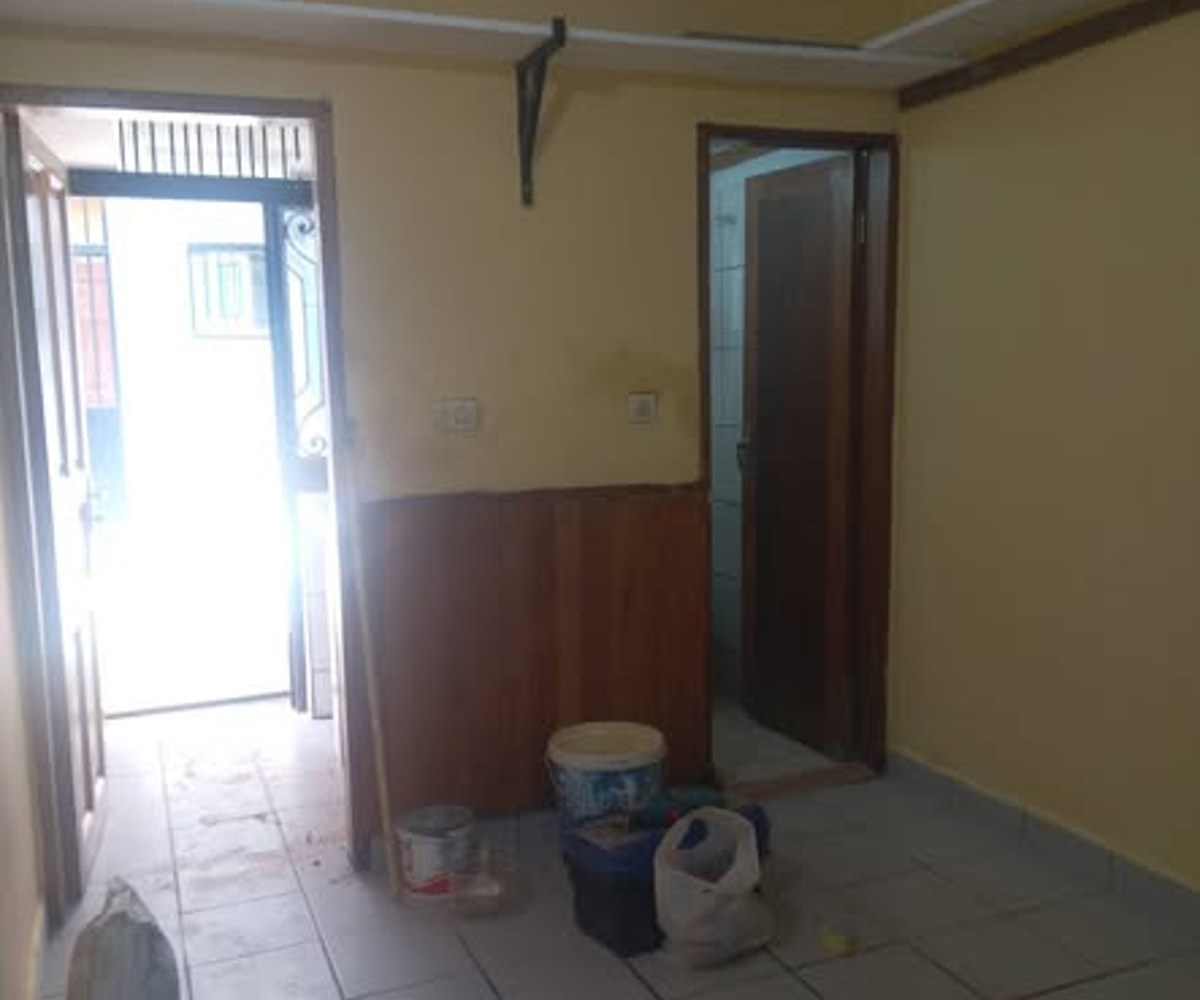 Chambre moderne à louer à Biyem-Assi Jouvence