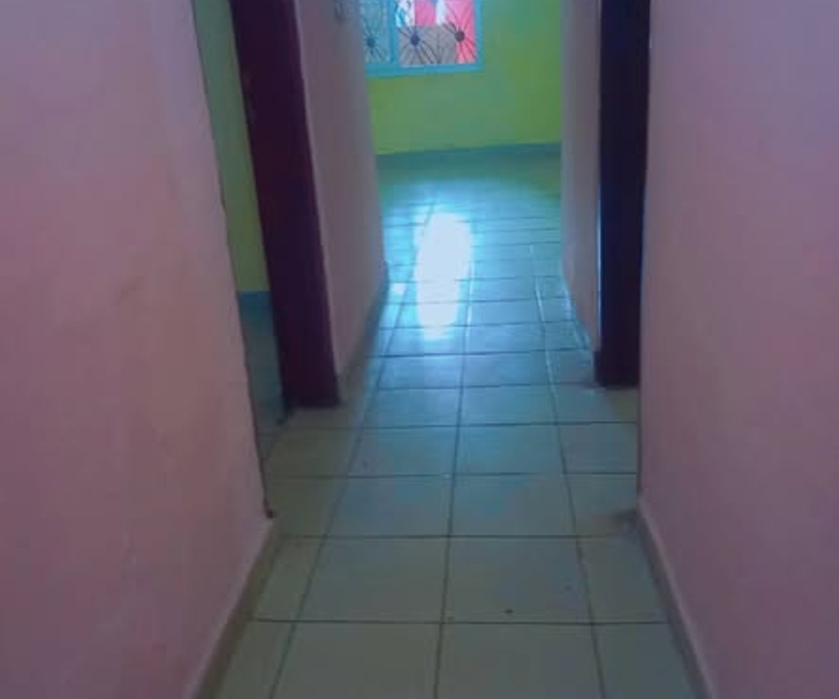 Vaste appartement 3 chambres à louer - Cite Sic, Douala