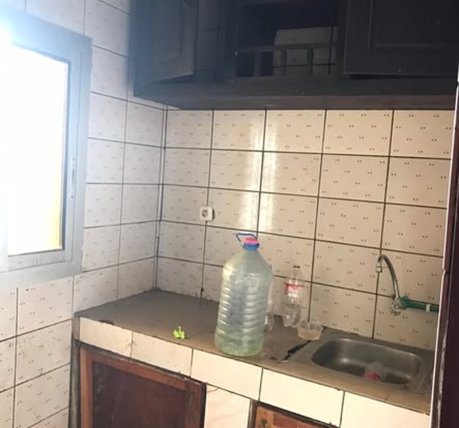 Studio moderne après résidence Kotto