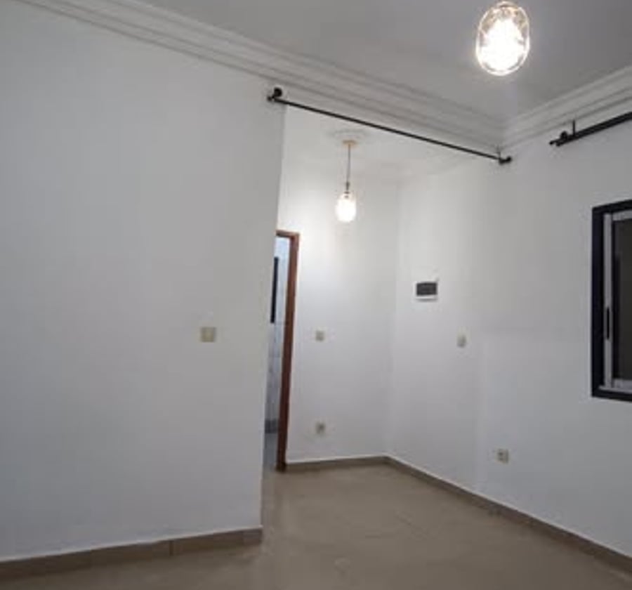 Studio moderne à louer à Nkolfoulou, Yaoundé