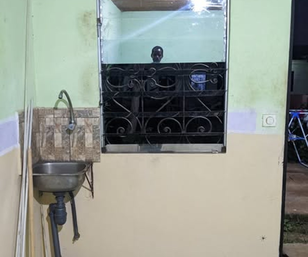 Vaste chambre moderne à louer à Obobogo