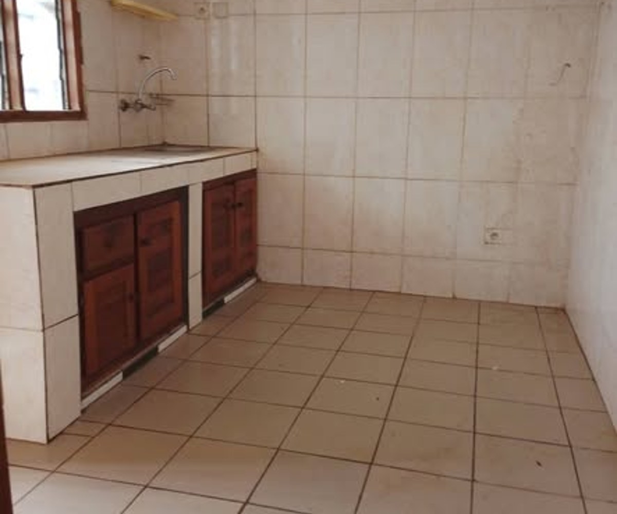 Grand Appartement à louer à Yaoundé Damas