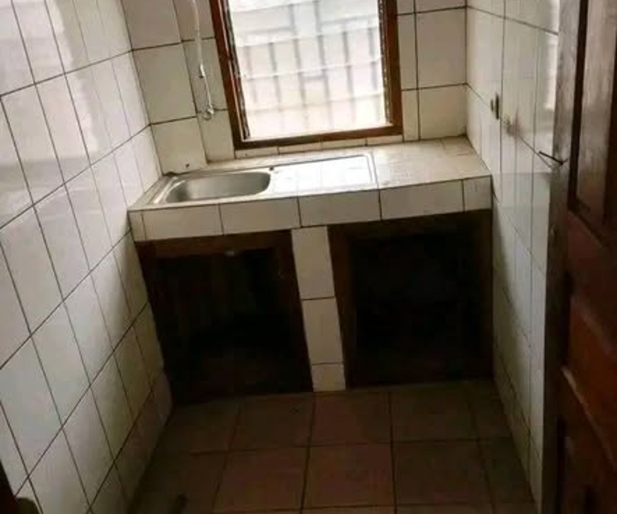 Studio moderne à Nkolmesseng