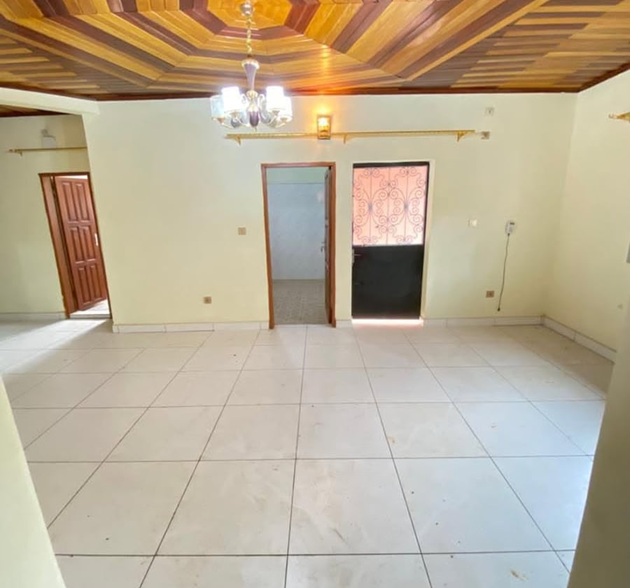 Appartement moderne à louer - Carrefour MEEC, Yaoundé