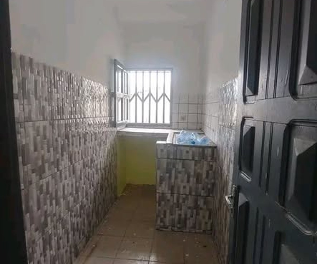 Appartement moderne à Logpom Njoya