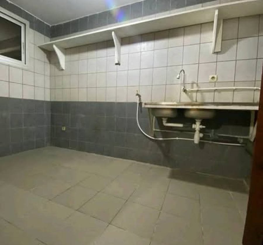 Magnifique studio moderne à louer - PK8 Ndokoti, Douala