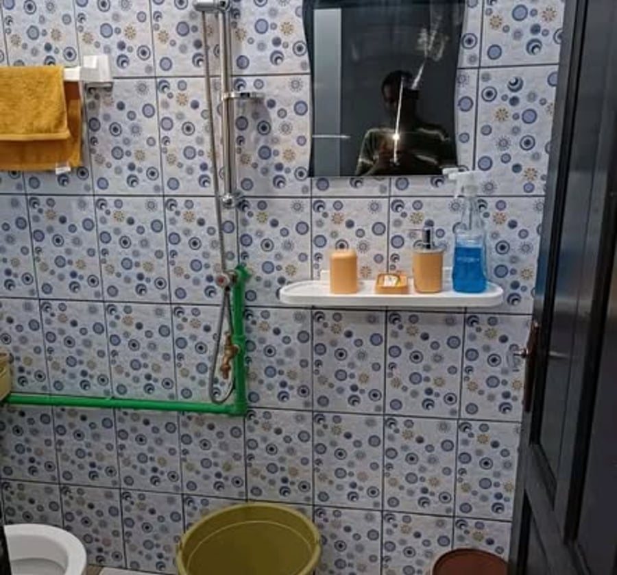 Chambre meublée à louer à Biyem-Assi