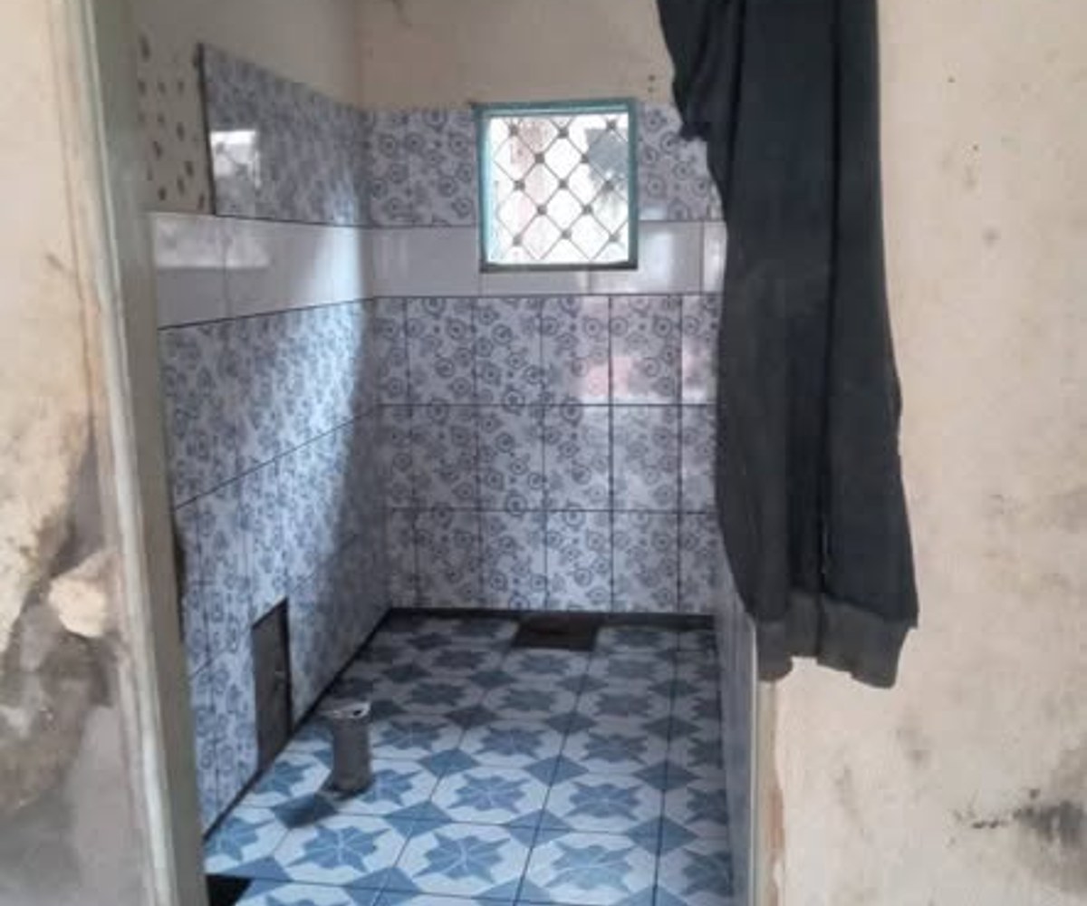 Chambre moderne à louer à Biyem-Assi