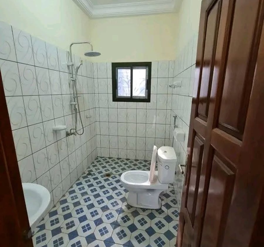 Appartement moderne à louer à PK12, Douala