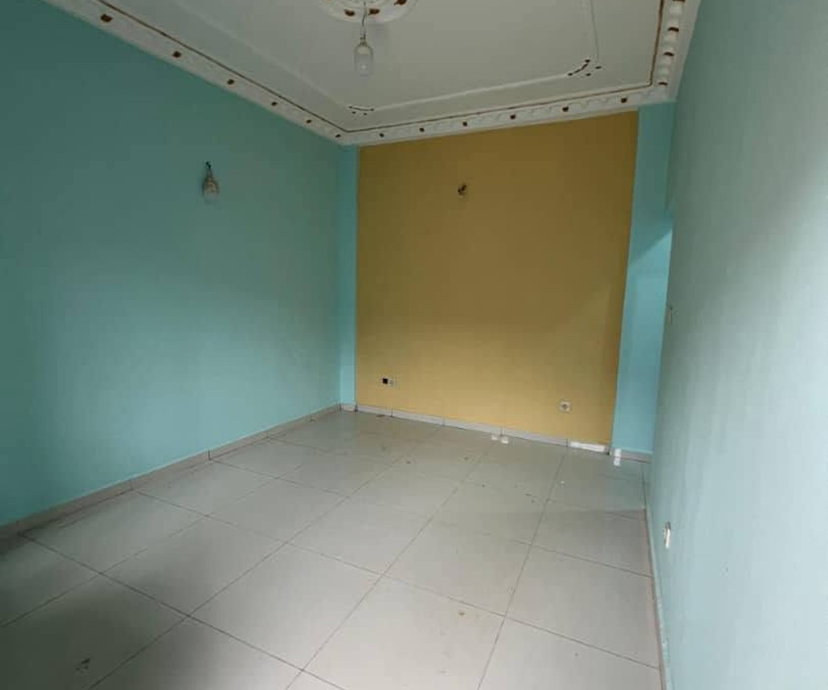 Studio moderne à louer à Tsinga Village