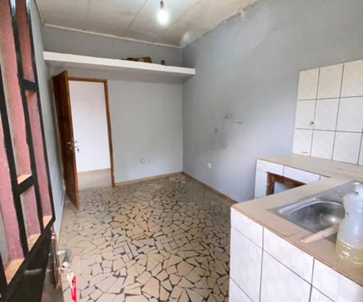 Villa moderne à louer à Mbog Abang