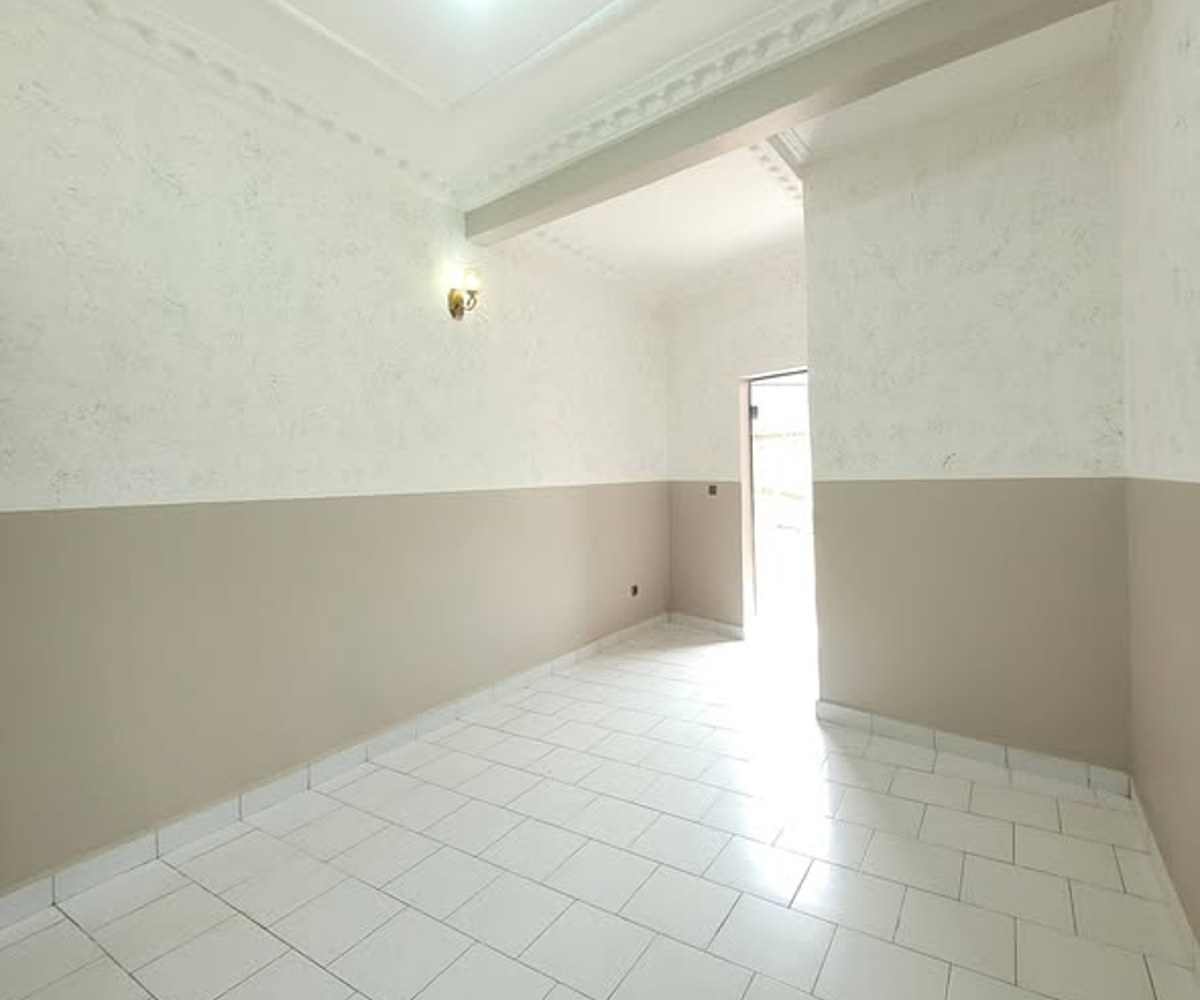 Studio neuf à Simbock Mbalngong - 65 000 XAF/mois