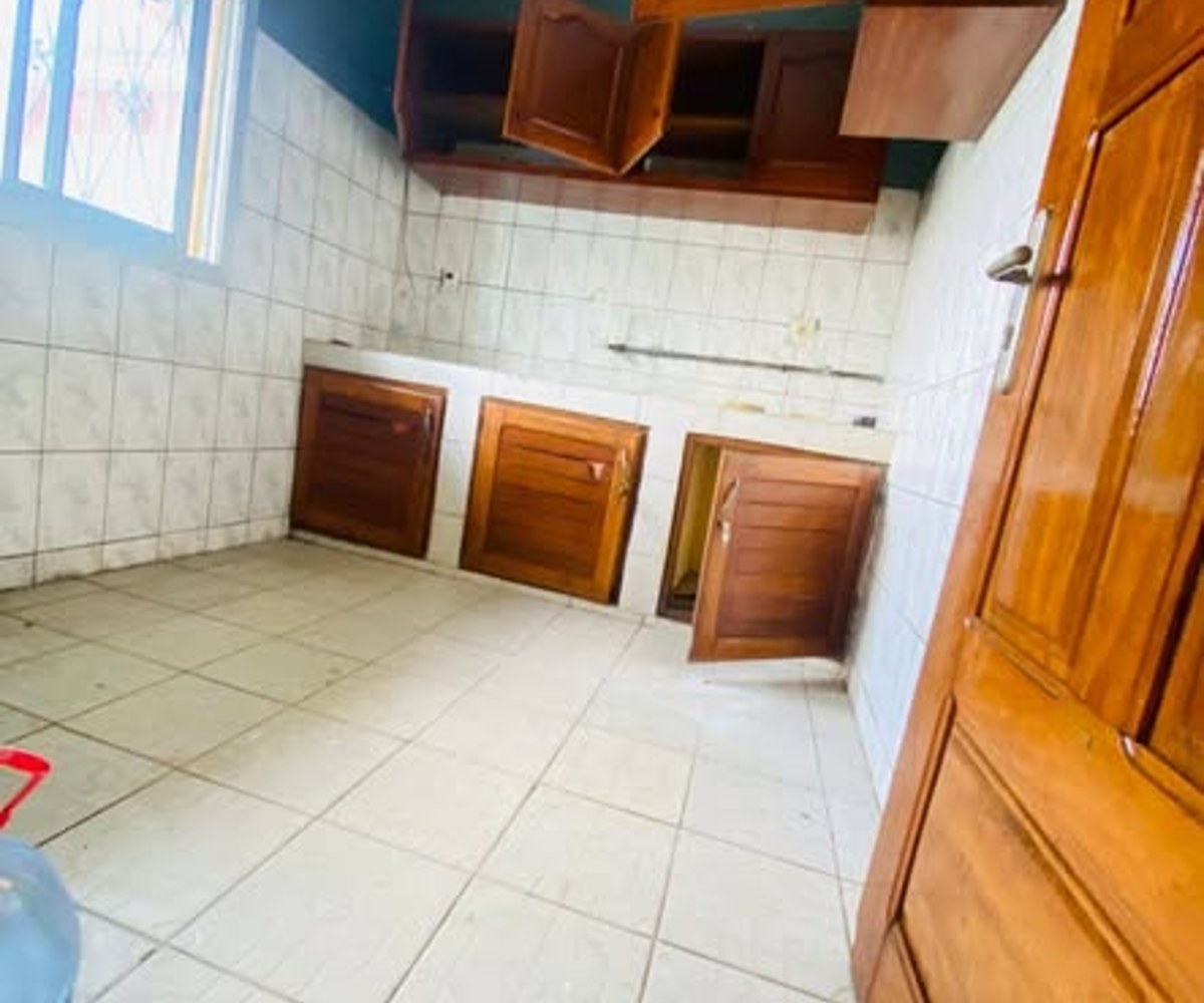 Appartement moderne 3 chambres à louer – Etoug-Ebé